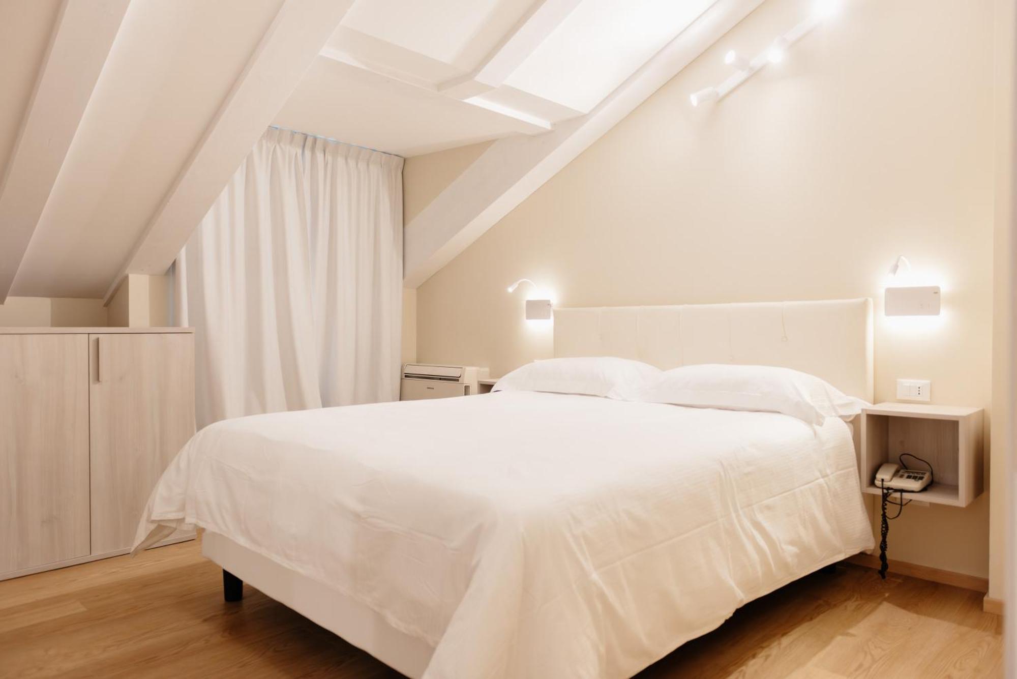 Hotel Due Palme Mergozzo Luaran gambar