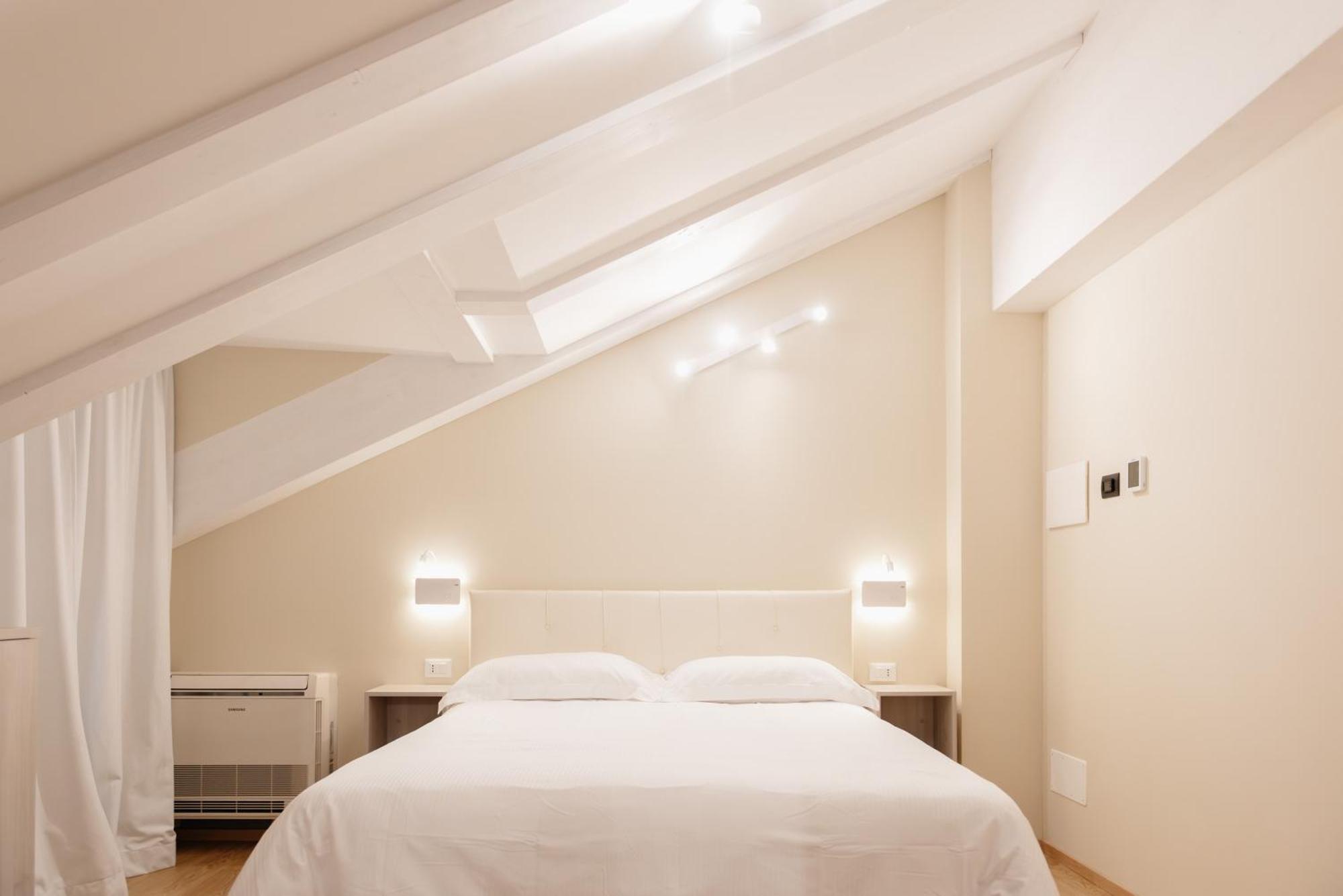 Hotel Due Palme Mergozzo Luaran gambar