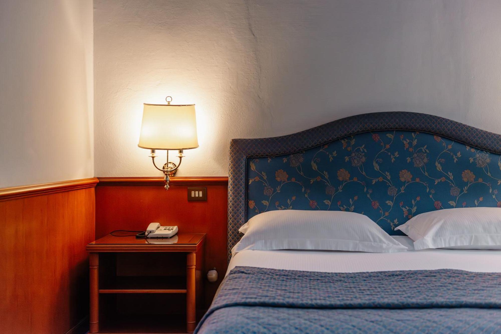 Hotel Due Palme Mergozzo Luaran gambar